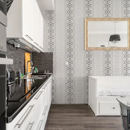 Topcentral By Cavaland *