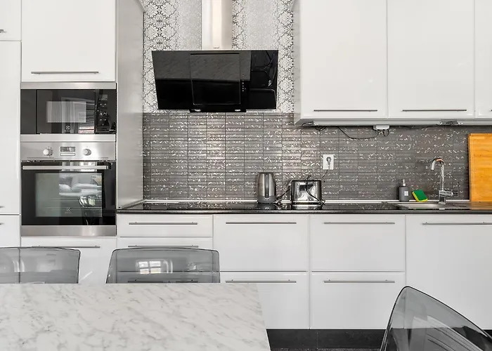 Topcentral By Cavaland Lägenhet