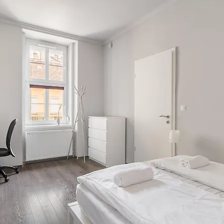 Topcentral By Cavaland *